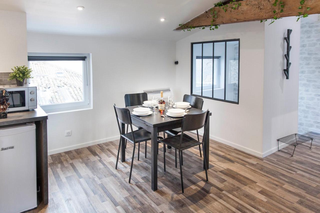 L'Antenne De 1 A 4 Pers - 2 Sdb -1 Balneo Apartman Cognac Kültér fotó